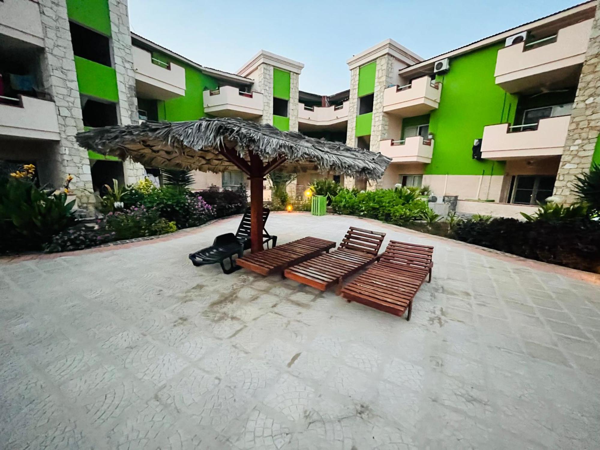 Cozy Apartment With Pool, Near Beach And Center Санта-Мария Экстерьер фото